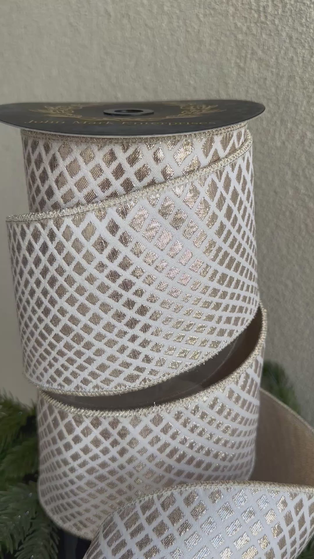 Ivory with Champagne Diamond Pattern 4 inch- 10 yards